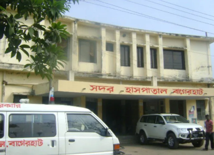 বাগেরহাট সদর হাসপাতালে অসামাজিক কার্যকলাপের অভিযোগ