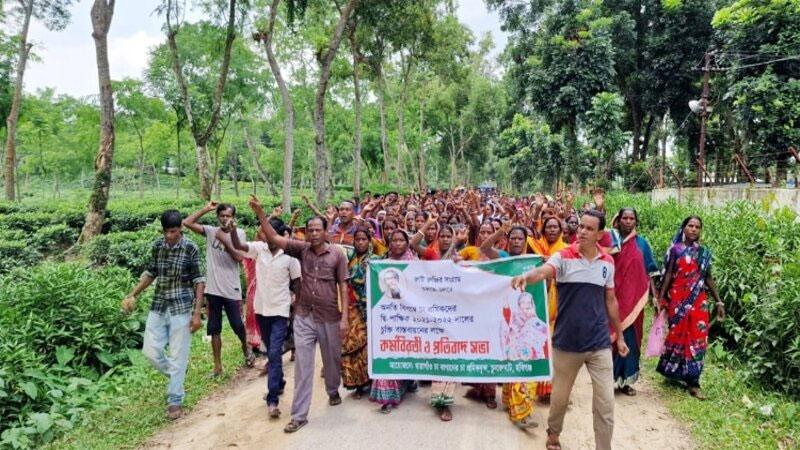 আন্দোলন অব্যাহত, চা শ্রমিকরা দাবিতে অনড়