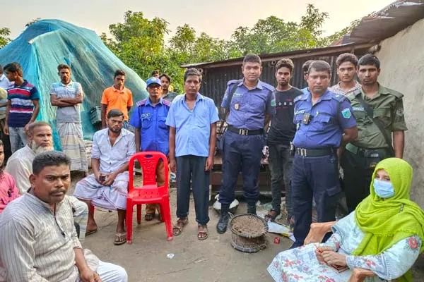 গোমস্তাপুরে বাল্য বিয়ে দেয়ায় ২ জনকে অর্থদন্ড দিয়েছে ভ্রাম্যমান আদালত