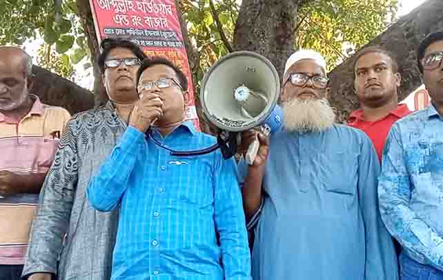 শিবগঞ্জে উন্নয়নের চিত্র তুলে ধরে স্থানীয় সাংসদের মোটরসাইকেল র‌্যালী-পথসভা