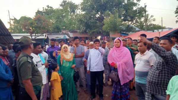 নাচোলে ঐতিহ্যবাহী সোনাই চন্ডী হাট পরিদর্শন করলেন ইউএনও মোহাইমেনা