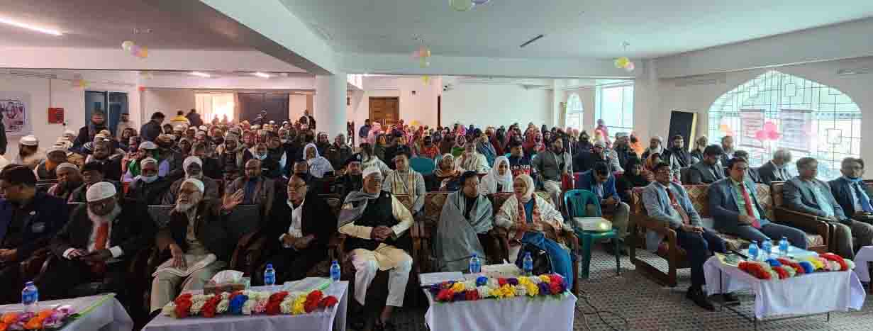 চাঁপাইনবাবগঞ্জে মডেল মসজিদ ও ইসলামিক সাংস্কৃৃতিক কেন্দ্রের উদ্বোধন