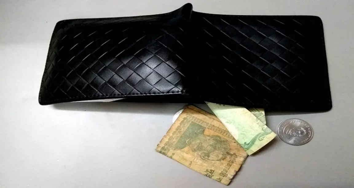 জীবনে সফল হতে সবাই চায়,৬টি অভ্যাস আপনাকে দরিদ্র করে তুলছে