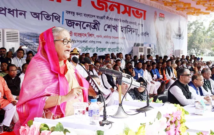 আওয়ামী লীগ-বিএনপির মধ্যে কোনো তুলনা হতে পারে না : প্রধানমন্ত্রী