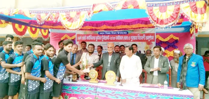 ওয়ার্ড কাউন্সিলর ফুটবল টুর্নামেন্টের ফাইনাল ও পুরস্কার বিতরণ