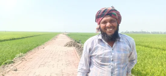 ভোলাহাটের যে রাস্তা হাসি ফুটিয়েছে কৃষকদের মুখে