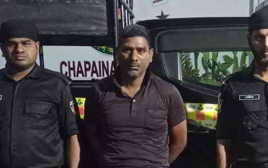 চাঁপাইনবাবগঞ্জে ফেন্সিডিল  সহ মাদক কারবারী গ্রেফতার।