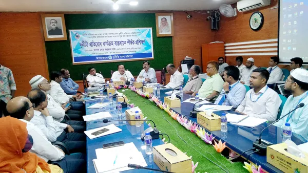 শিক্ষার্থীদের মূল্যবোধসম্পন্ন মানুষ হিসেবে গড়ে তুলুন : শিক্ষকদের প্রতি দুদক কমিশনার জহুরুল হক