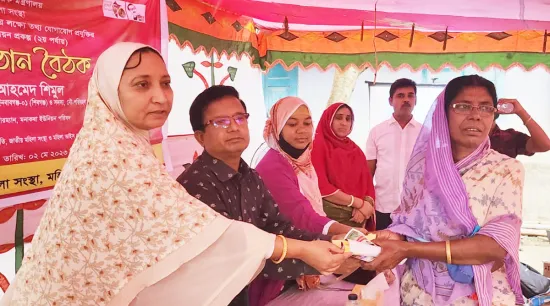 শিবগঞ্জে তথ্যআপার বিশেষ উঠান বৈঠক