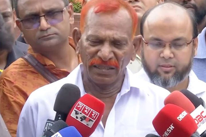 দীর্ঘ ৩২ বছর পর নিজ গ্রামে জল্লাদ শাজাহান