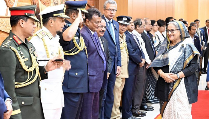 ১৫তম ব্রিকস সম্মেলন জোহানেসবার্গের পথে প্রধানমন্ত্রী