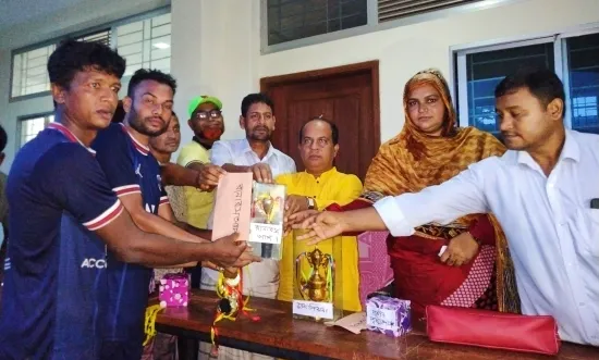 নাচোলে ফুটবল টুর্নামেন্ট অনুষ্ঠিত