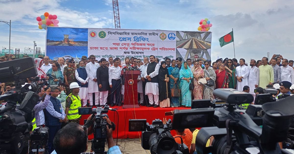 পদ্মা সেতু রেল সংযোগ পায়রা বন্দর হয়ে কুয়াকাটা যাবে পদ্মার ট্রেন: রেলমন্ত্রী