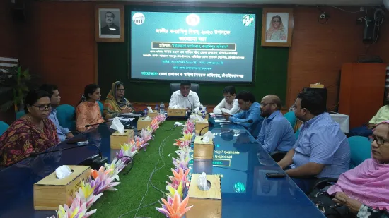 কন্যাশিশুরা যেন জীবন থেকে ঝরে না পড়ে : চাঁপাইনবাবগঞ্জের জেলা প্রশাসক