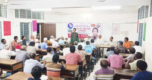 শিবগঞ্জে গণসংযোগ করছেন বেনাউল ইসলাম