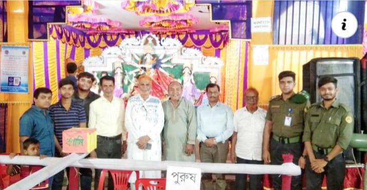 পূজামণ্ডপ পরিদর্শন জেলা পরিষদ চেয়ারম্যানের