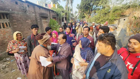 গণসংযোগ চালিয়ে যাচ্ছেন আব্দুল ওদুদ