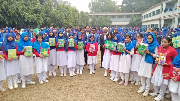 তোমাদেরই কাঁধে সোনার বাংলা গড়ার দায়িত্ব : বই উৎসবে গালিভ খাঁন