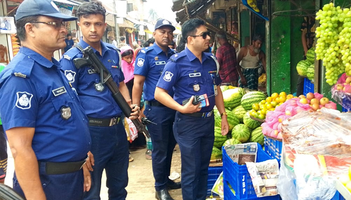 থানা প্রসাশনের উদ্যোগে বাজার মনিটরিং