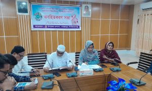 গোমস্তাপুরে সর্বজনীন পেনশন বাস্তবায়নে অবহিতকরণ সভা
