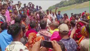 চাঁপাইনবাবগঞ্জের মহানন্দা নদীতে ডুবে ২ শিশুর মৃত্যু নাককাটিতলা বাজার ঘাটে