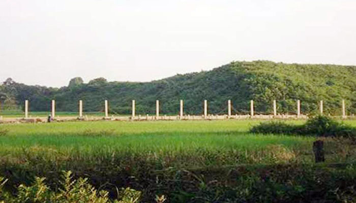 টেকনাফ সীমান্তে মর্টার শেল ও গোলার বিকট শব্দ