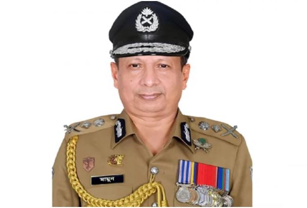 দেশে জঙ্গি ও সন্ত্রাসবাদ নিয়ন্ত্রণে রয়েছে : আইজিপি