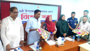 ভোলাহাটে নবনির্বাচিত চেয়ারম্যানদের নিয়ে বিশেষ সভা