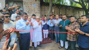 চাঁপাইনবাবগঞ্জের ইসলামপুরে রাস্তা প্রসস্তকরণ ও উন্নয়ন কাজের উদ্বোধন