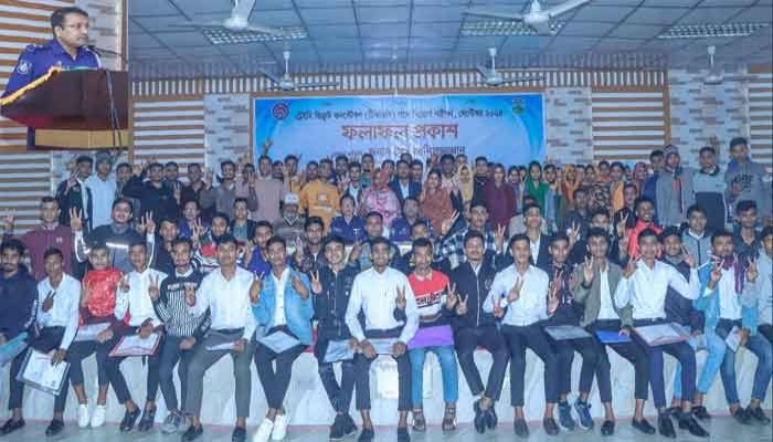 রাজশাহী জেলায় ট্রেনিং রিক্রুট কনস্টেবল নিয়োগের চূড়ান্ত ফলাফল প্রকাশ করলেন পুলিশ সুপার