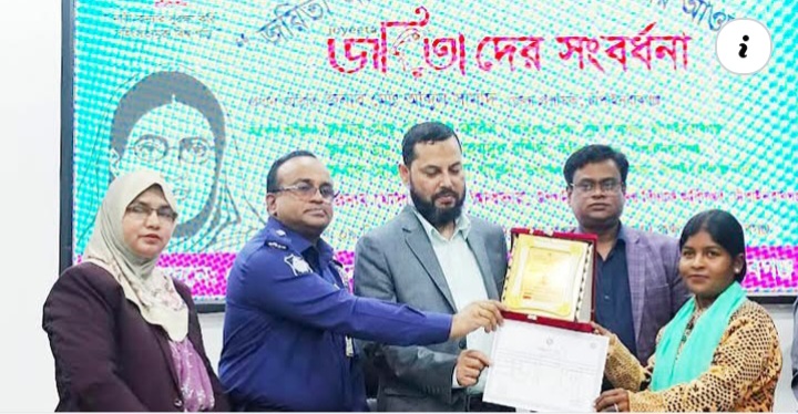 নারীসমাজকে মূল স্রোতধারায় আনতে না পারলে অর্থনৈতিক উন্নয়ন সম্ভব নয় : জেলা প্রশাসক