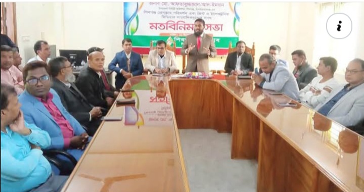 শিবগঞ্জে সাংবাদিকদের সঙ্গে ইউএনও’র মতবিনিময়