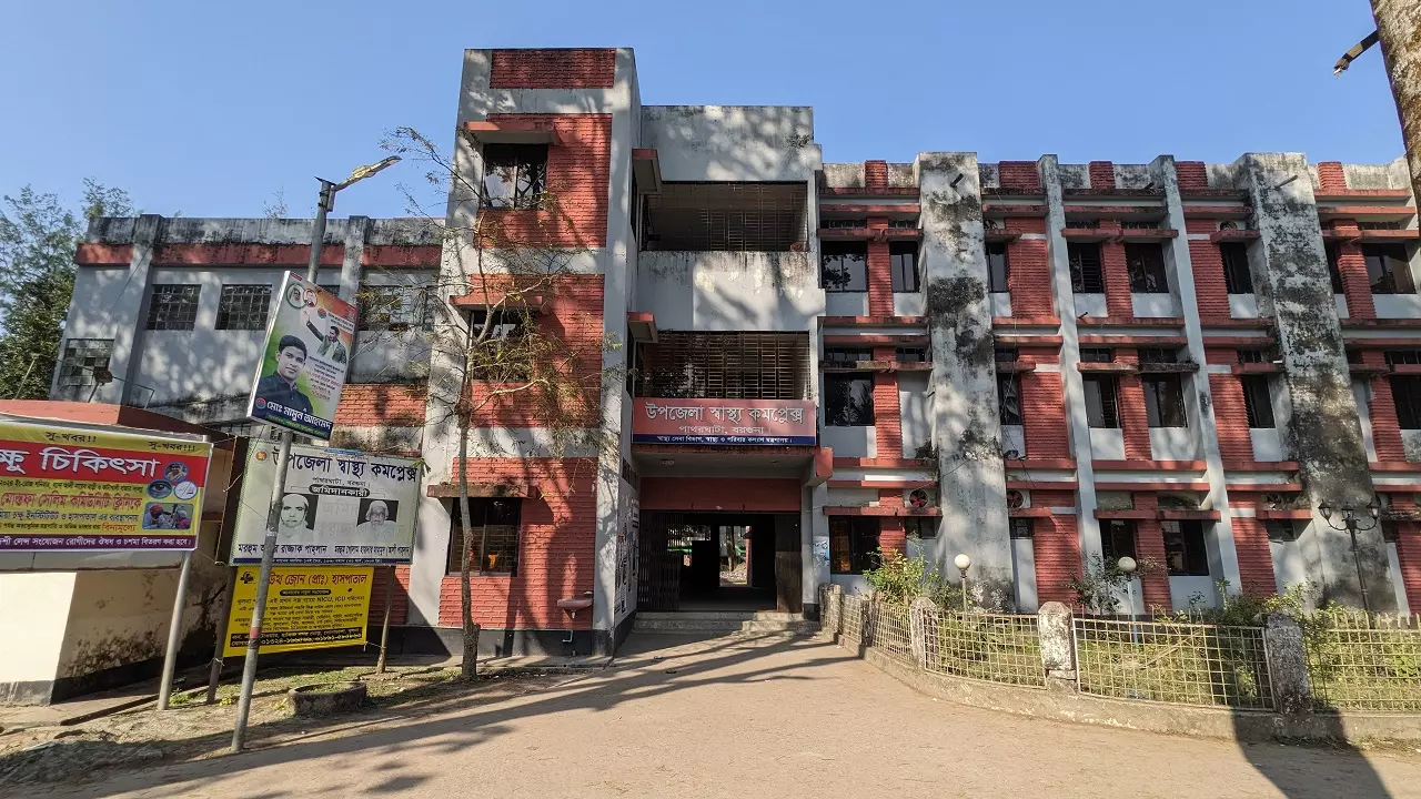 শয্যা বাড়লেও চিকিৎসক সংকটে সেবা পাচ্ছে না রোগীরা