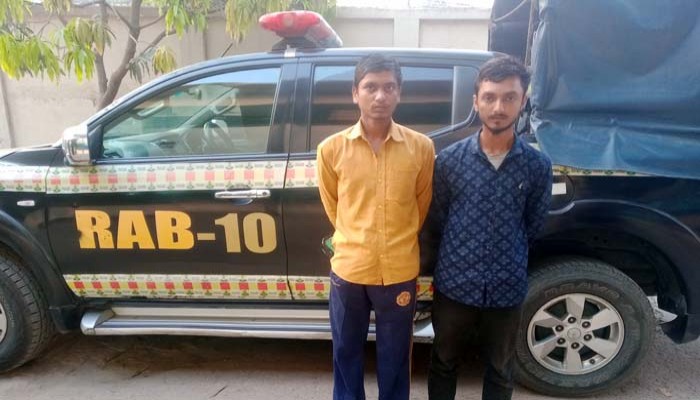 মোহনপুরে কৃষককে হত্যার পর মাথা বিচ্ছিন্ন করা দুই ভাই গ্রেফতার