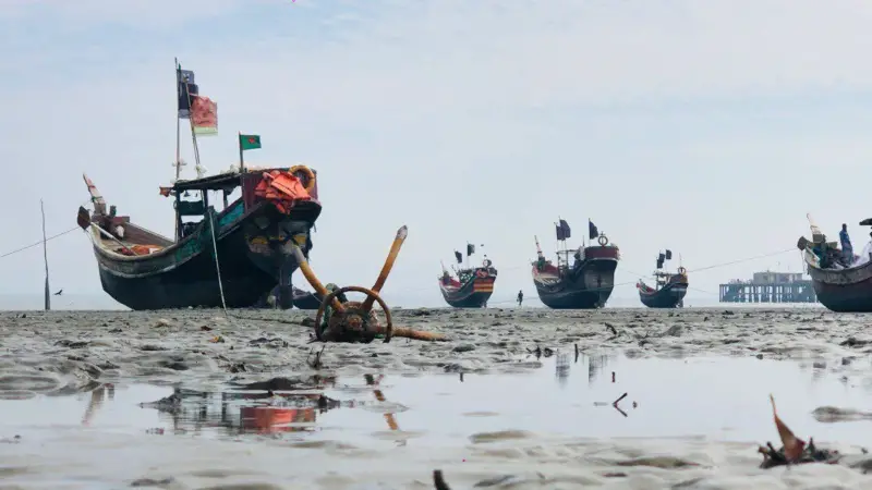 মাছ শিকারে নিষেধাজ্ঞা: বাউফলে এখনও সরকারি খাদ্য সহায়তা পায়নি জেলেরা
