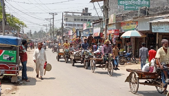 মৌসুমের সর্বোচ্চ তাপে পুড়ছে চুয়াডাঙ্গা