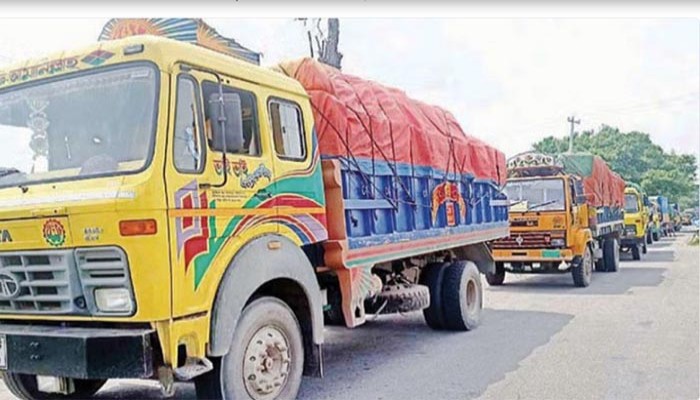 বেনাপোল থেকে ফেরত আসা ট্রাকে কী ছিল?