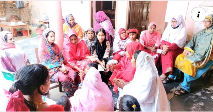 গ্রামবাসীকে নিয়ে শিক্ষিকা মমতাজের নববর্ষ উদযাপন