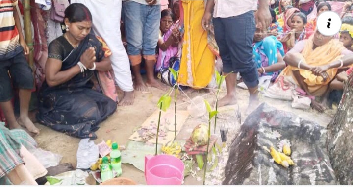 গোমস্তাপুরে রঘুনাথ পূজা উদযাপন