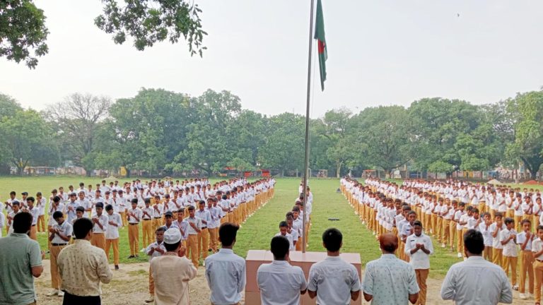 বিমান দুর্ঘটনায় মর্মান্তিক প্রাণহানির ঘটনায় চাঁপাইনবাবগঞ্জে বিশেষ মোনাজাত ও দোয়া