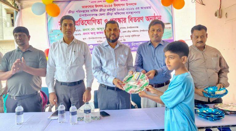 বালক-বালিকাদের সাঁতার প্রতিযোগিতা সম্পন্ন