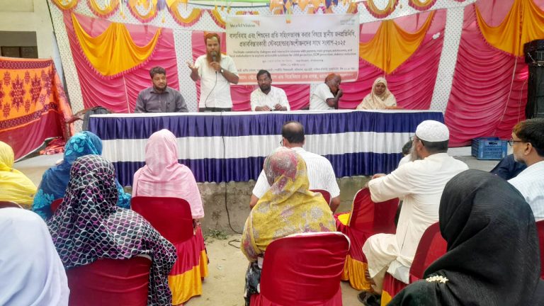 অল্প বয়সে বিয়ে হলে মেয়েরা শিক্ষা থেকে বঞ্চিত হয় : সংলাপে বক্তারা