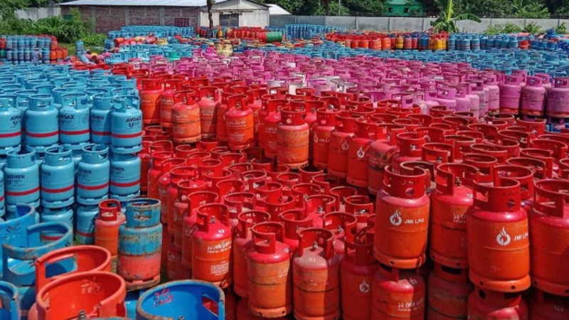এলপিজি সিলিন্ডারের দাম কেমন হওয়া উচিত, জানালেন জ্বালানি উপদেষ্টা