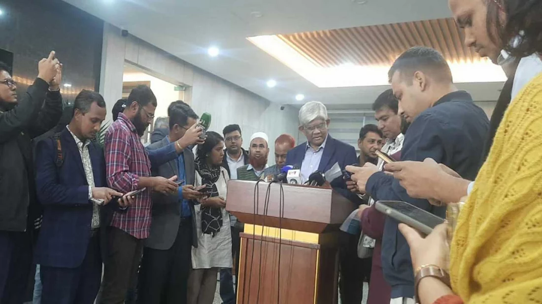 ভারতের মতো বড় প্রতিবেশীর সঙ্গে তিক্ততা চায় না অন্তর্বর্তী সরকার: অর্থ উপদেষ্টা