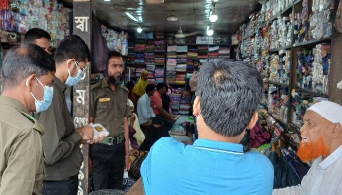 পুঠিয়ায় বাজার মনিটরিং জোরদার