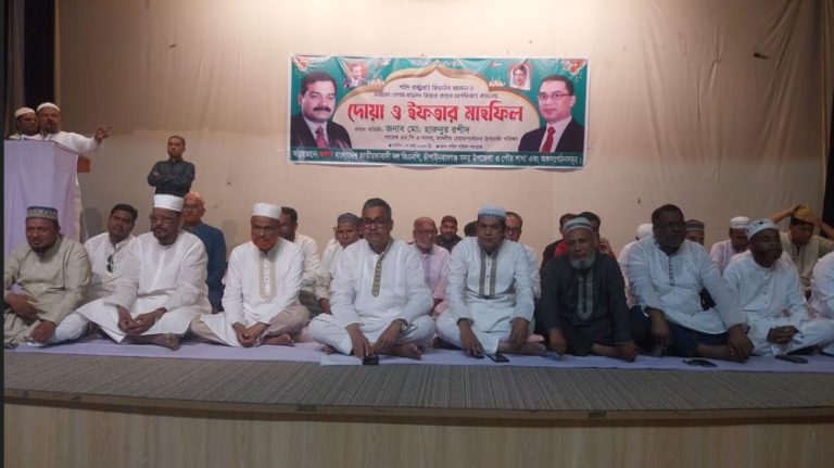 চাঁপাইনবাবগঞ্জে বিএনপির দোয়া ও ইফতার