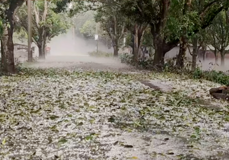 চার উপজেলায় শিলাবৃষ্টি