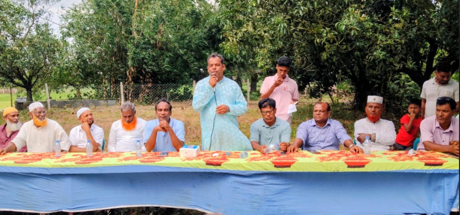 নাচোলে ঈদগাহ ও গোরস্থানের উন্নতি কল্পে আলোচনা সভা